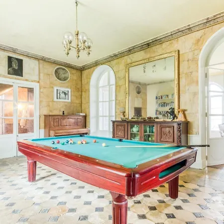 Magnificent Castle In With Private Park And Tennis Court * Anrosey