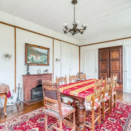 Magnificent Castle In With Private Park And Tennis Court Casa de Férias